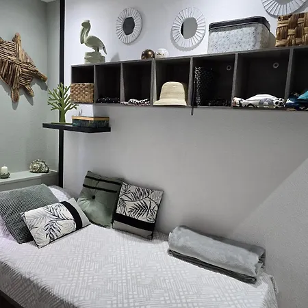 Appartement Superbe Avec Solarium Et Piscine Communautaire